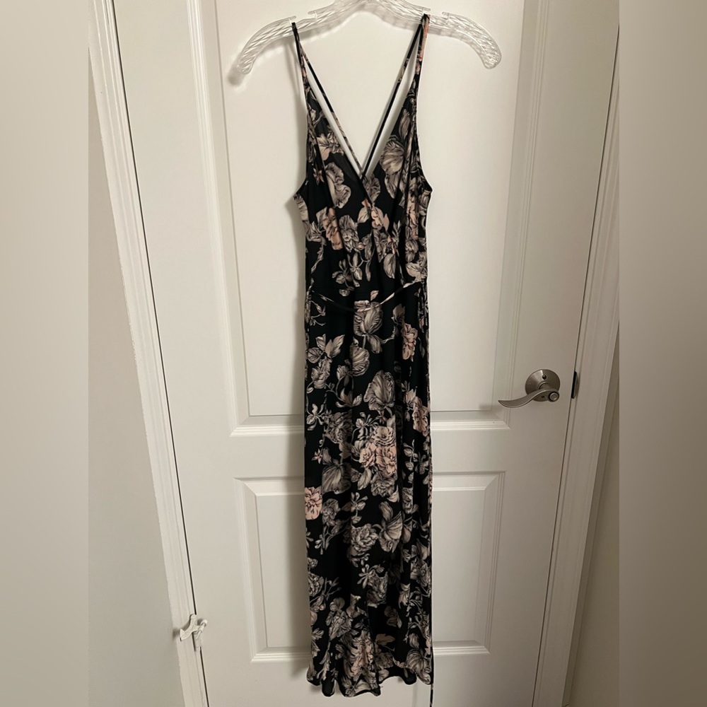 Small ASTR dress - wore this once at a beach wedding reception.
